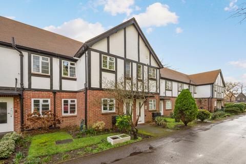 3 bedroom maisonette for sale, Flat  Tudor House, WEYBRIDGE, KT13