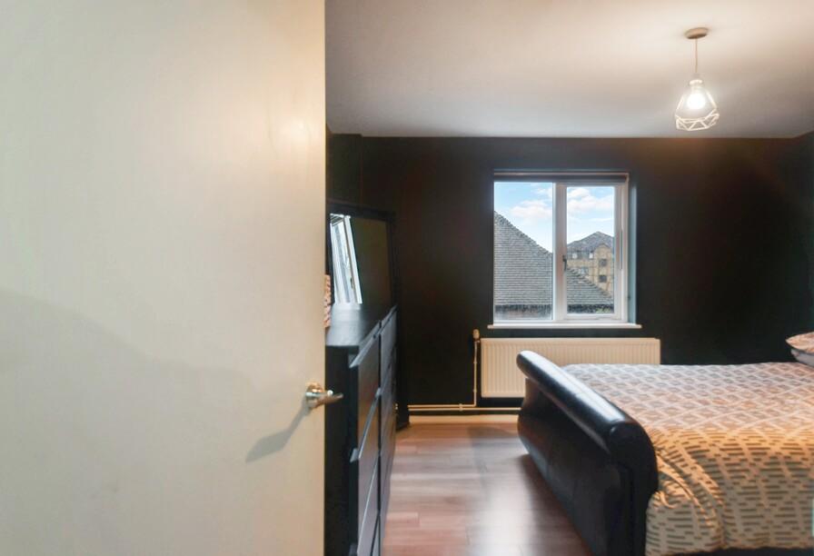 Bedroom 1  (1) (2).jpg