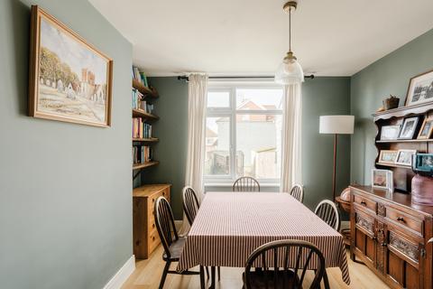 undefined, Bristol BS10