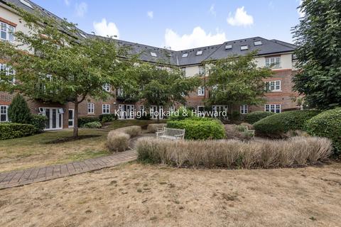 2 bedroom property for sale, Linden Way, Southgate, London, N14