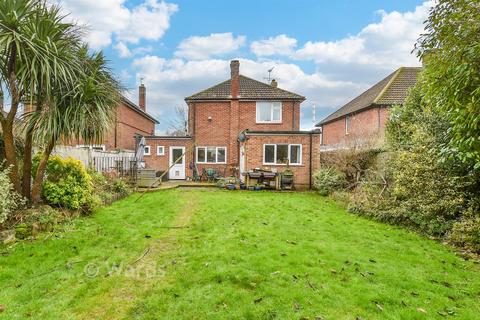 3 bedroom detached house for sale, Sutton Road, Maidstone ME15