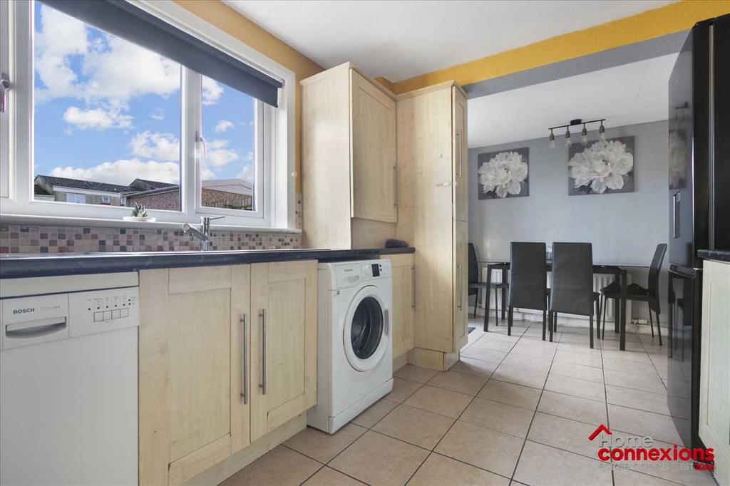 Kitchen Dining (2)