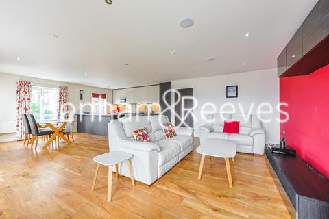 2 bedroom apartment to rent, Aerodrome Road, Colindale NW9