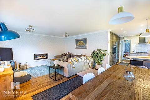 3 bedroom bungalow for sale, Poole BH15