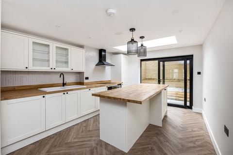 2 bedroom terraced house for sale, Grange Road, Hove BN3