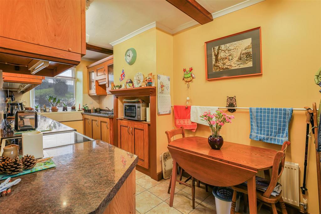 Country dining kitchen