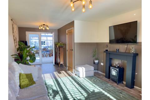 undefined, Weston Close, Chesterfield, S40