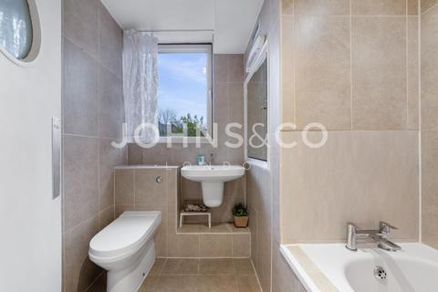 undefined, Cape Yard, London, E1W