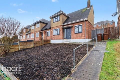 2 bedroom end of terrace house for sale, Madden Avenue, Chatham