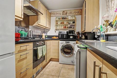 3 bedroom semi-detached house for sale, Bittern Road, Costessey NR8