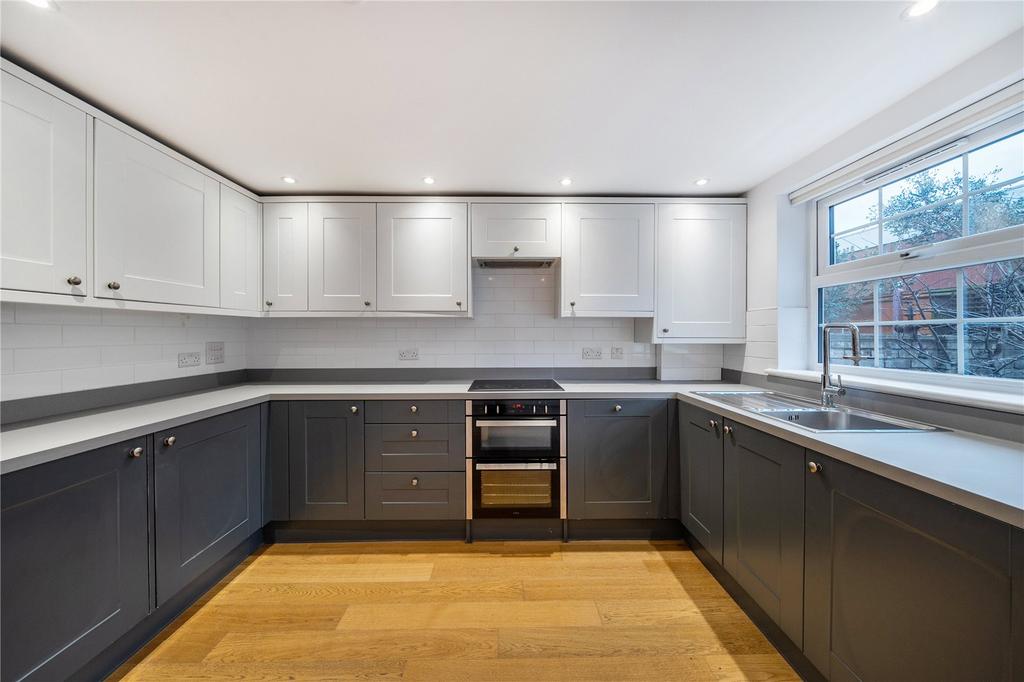 Dining/Kitchen