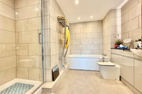 3 bedroom apartment for sale, The Moorings, St. Johns Road, Meads, Eastbourne, East Sussex, BN20