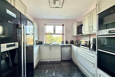 3 bedroom apartment for sale, The Moorings, St. Johns Road, Meads, Eastbourne, East Sussex, BN20