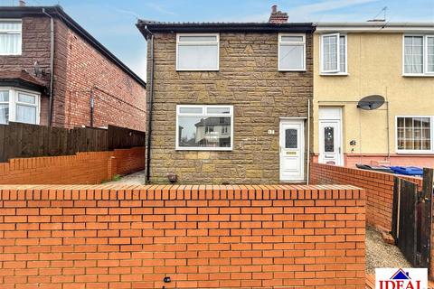3 bedroom end of terrace house for sale, Wellington Road, Edlington, Doncaster