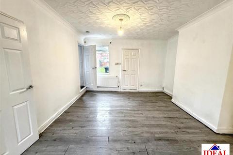 3 bedroom end of terrace house for sale, Wellington Road, Edlington, Doncaster