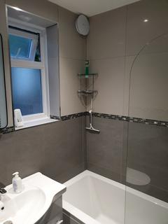 2 bedroom apartment to rent, London, NW7
