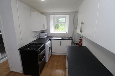3 bedroom house to rent, Long Row, Pontypridd CF37
