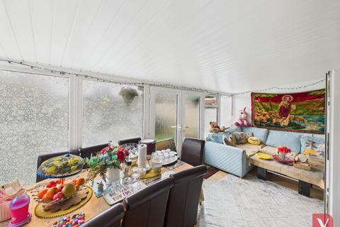 undefined, Aydon Road, Luton LU3