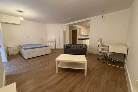 undefined, Bexley Square, Salford M3