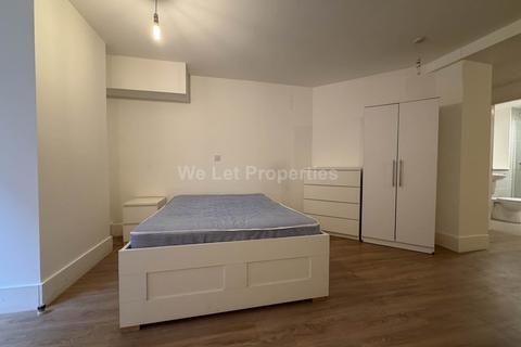 undefined, Bexley Square, Salford M3