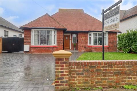 4 bedroom detached house for sale, East Clacton CO15
