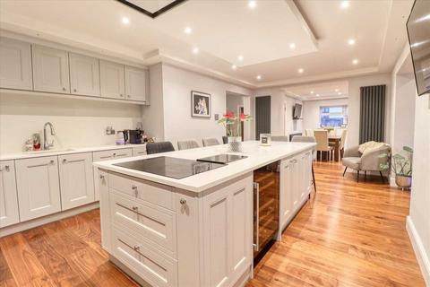 4 bedroom detached house for sale, East Clacton CO15