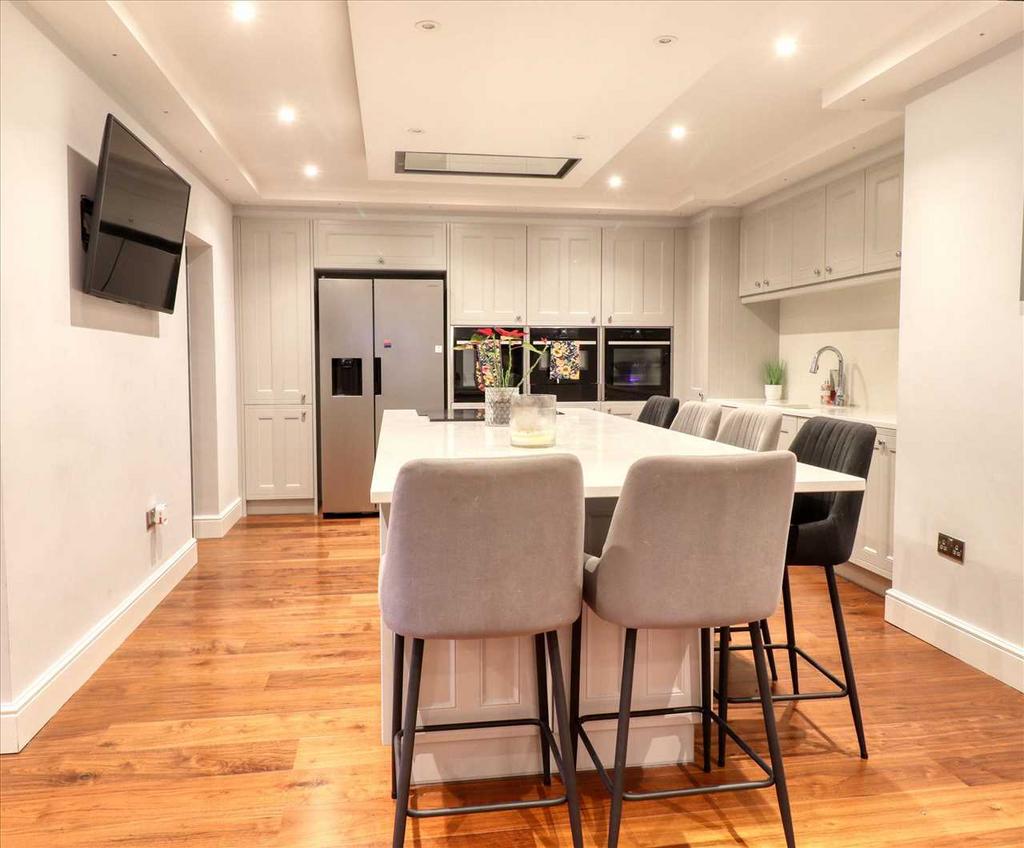 Kitchen/Breakfast