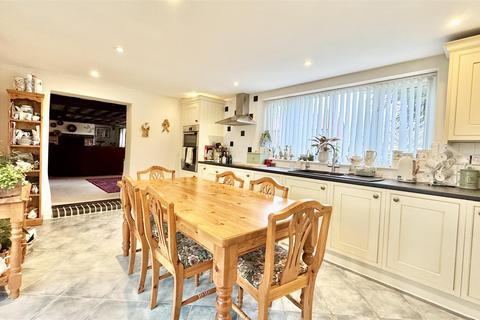 3 bedroom detached house for sale, East Church Street, Kenninghall