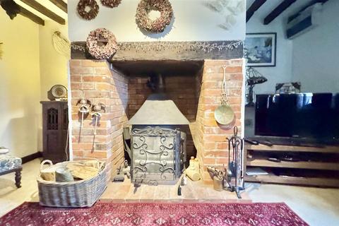 3 bedroom detached house for sale, East Church Street, Kenninghall