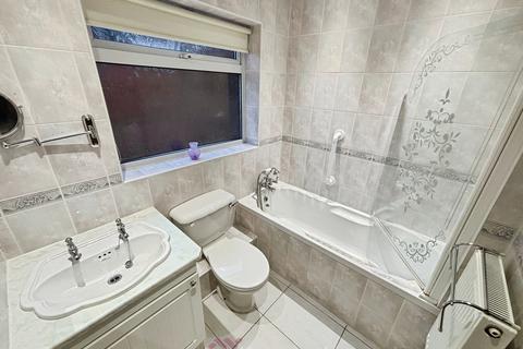 2 bedroom bungalow for sale, Abbey Way, Doncaster DN7