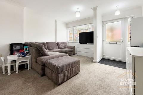 3 bedroom terraced house for sale, Dover Road, Folkestone CT20