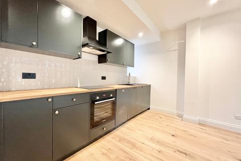 1 bedroom flat to rent, Elgin Avenue, London W9