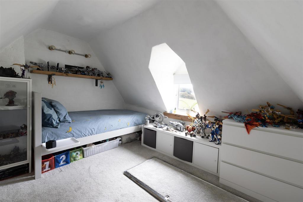 13-loftroom-1.jpg