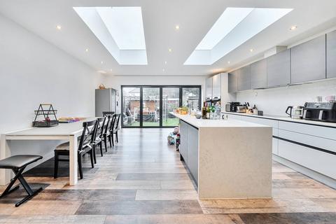 4 bedroom house for sale, Court Way, Ealing, London, W3