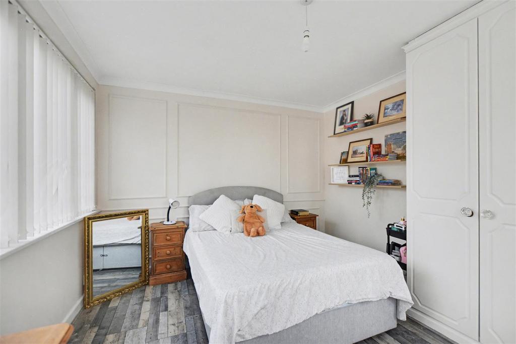 Bedroom 3 2.jpeg