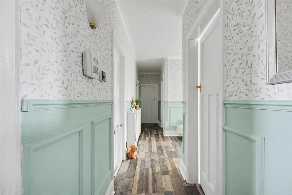 Entrance Hall 2.jpeg