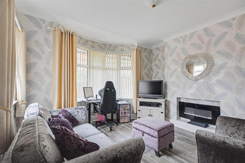 Sitting Room 1.jpeg