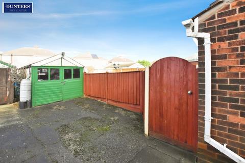 3 bedroom semi-detached house for sale, Cornwall Road, Scunthorpe