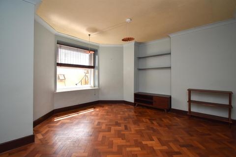 2 bedroom flat to rent, Marina, St. Leonards-On-Sea TN38