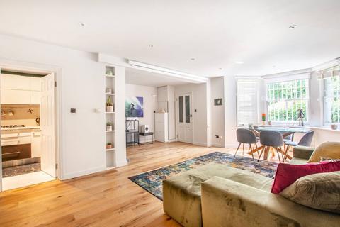 2 bedroom flat for sale, St Quintin Avenue, North Kensington, London, W10