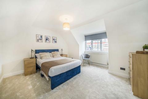 3 bedroom detached house for sale, Sternhold Avenue, London SW2