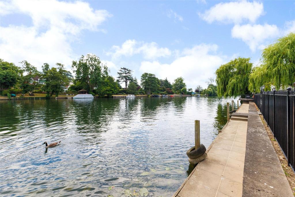 Mooring