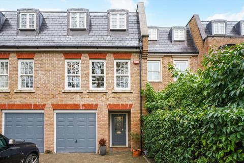 3 bedroom terraced house for sale, Elgin Road, Weybridge, Surrey KT13