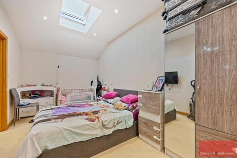 1 bedroom flat to rent, North Acton Road, North Acton, NW10 6QH