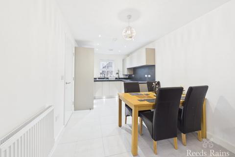 3 bedroom end of terrace house for sale, Marfleet Lane, East Yorkshire HU9