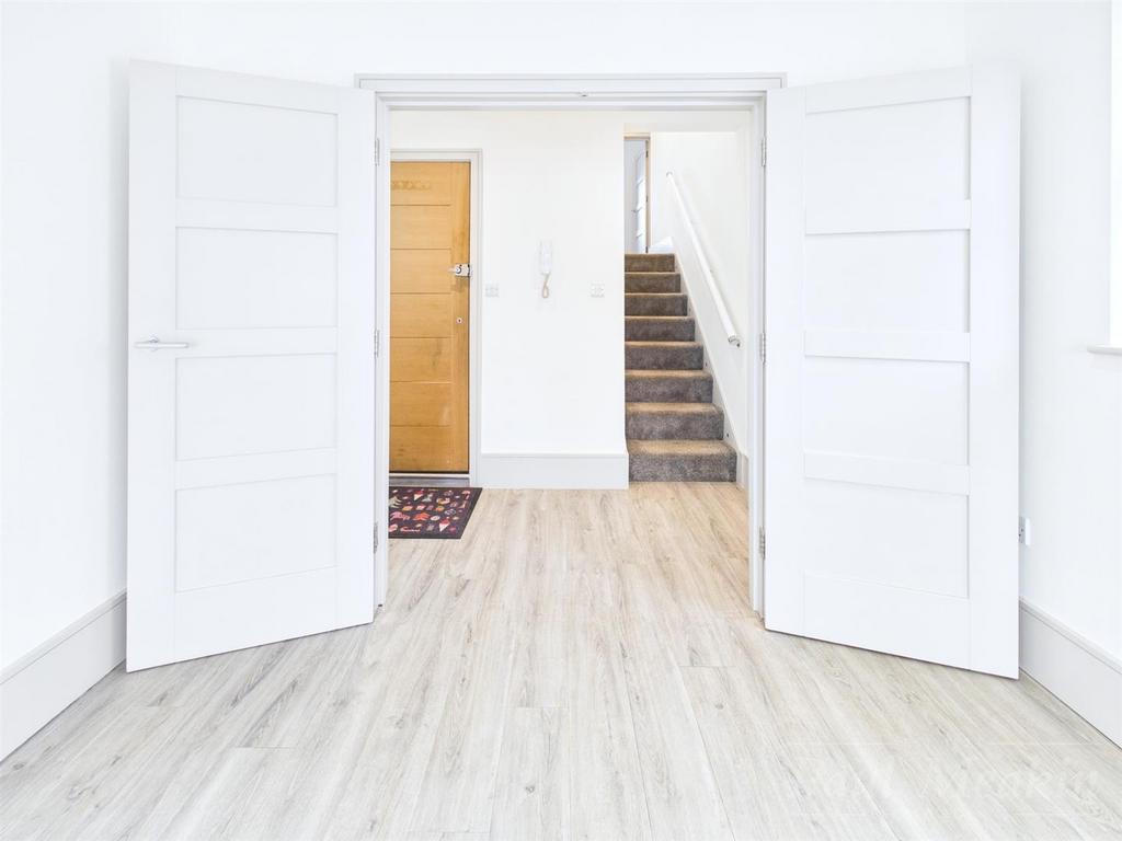 Entrance hall .jpg