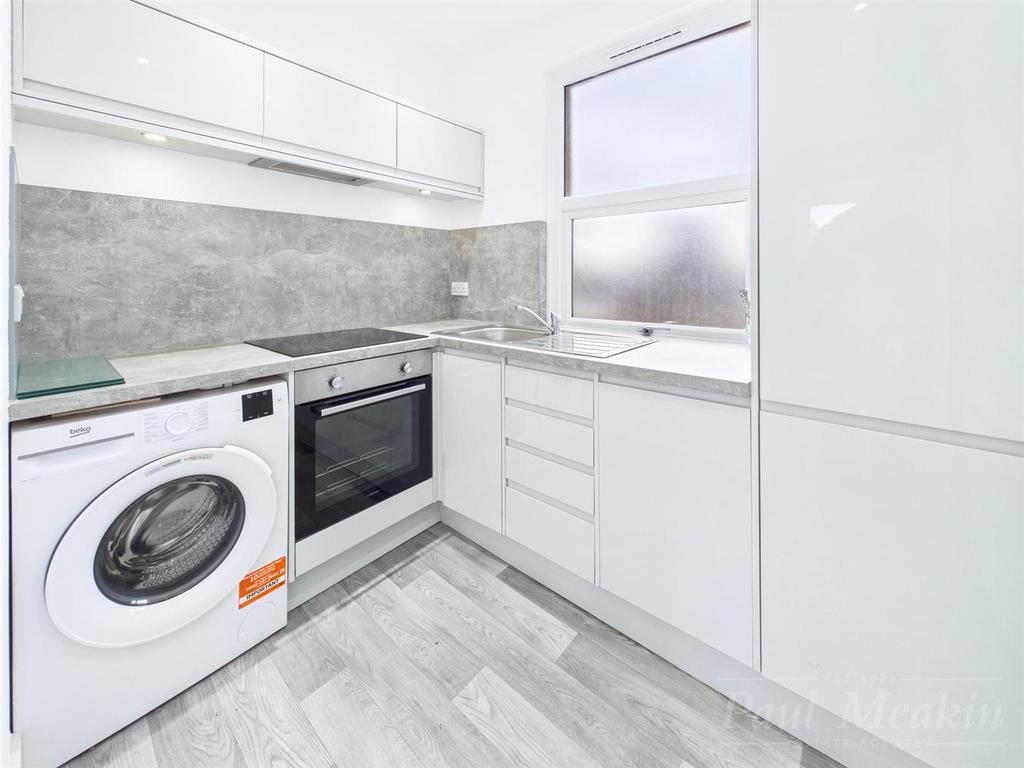 Kitchen .jpg