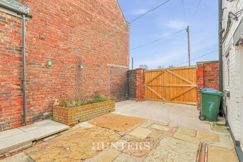 3 bedroom end of terrace house for sale, Trinity Street, Middleton, Manchester