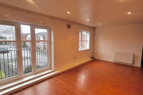 2 bedroom flat for sale, Bradford Road, East Bierley, Bradford, West Yorkshire, BD4