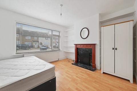 undefined, Ballards Road, London, NW2